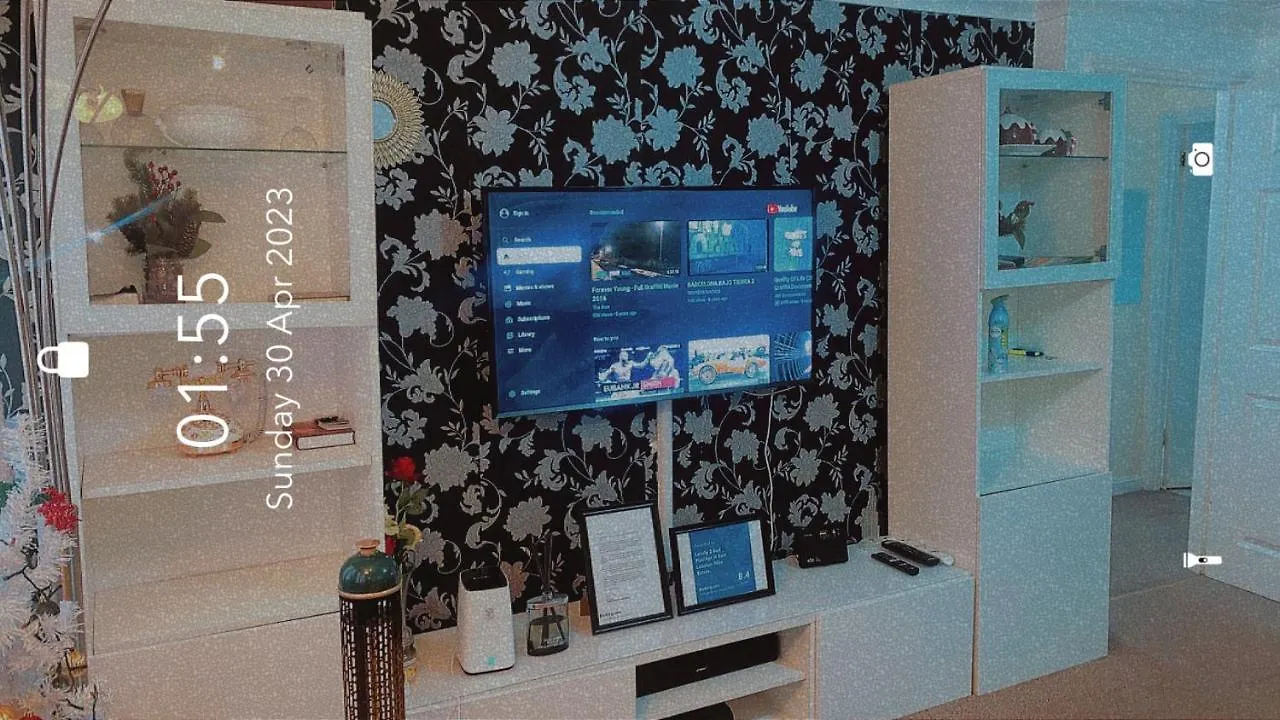 Apartment Lovely 2 Bed Flat/Apt In East London- Nice Estate. Dagenham